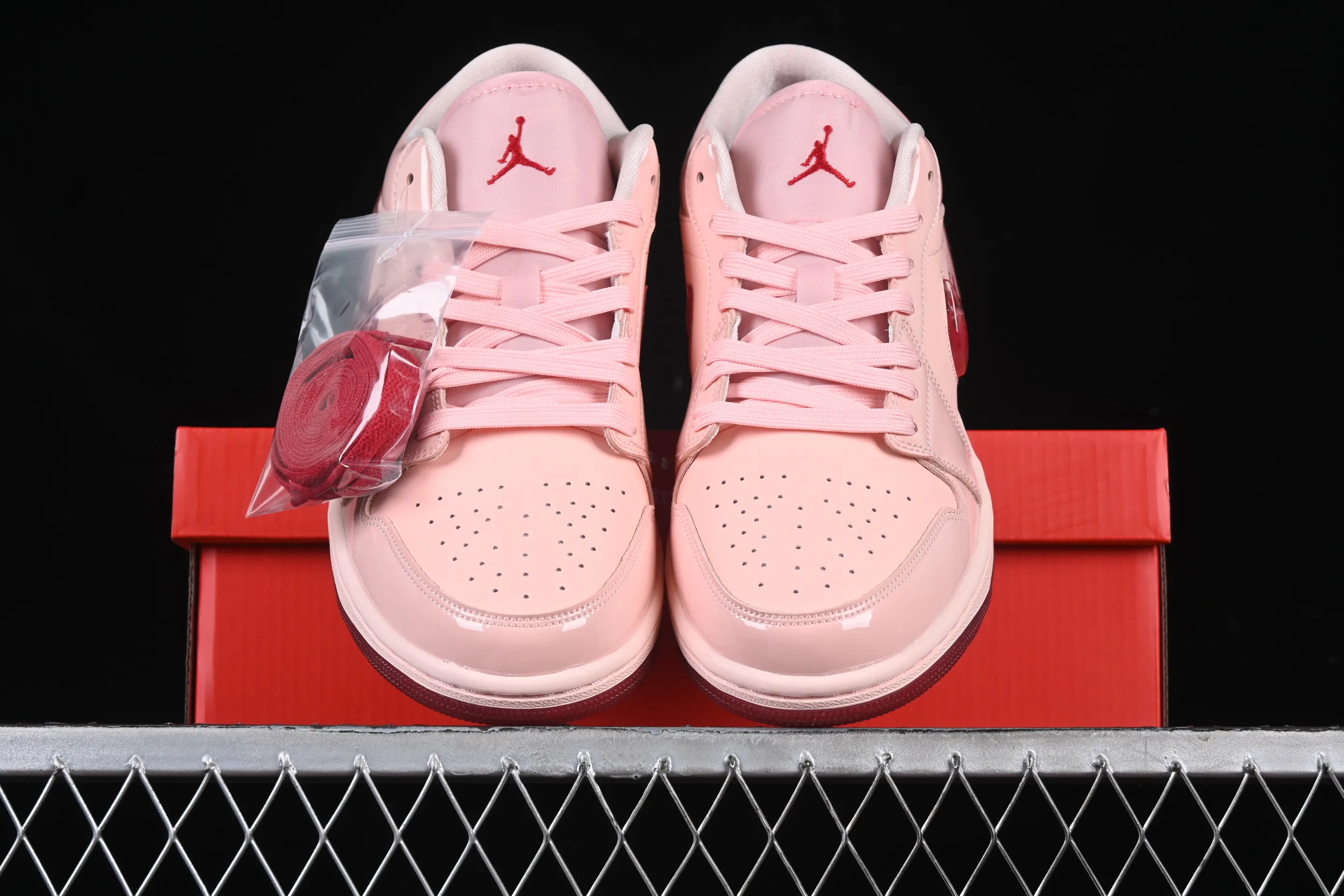 All categories Air Jordan Jordan series basketball shoes Air Jordan 1 Low Air Jordan 1 Low AJ1 Joe 1 Valentine's Day Jelly Pink Low-top cultural basketball shoes HF3174-600